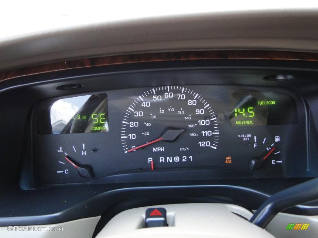 2001 Lincoln Town Car Signature Gauges Photo #48248028