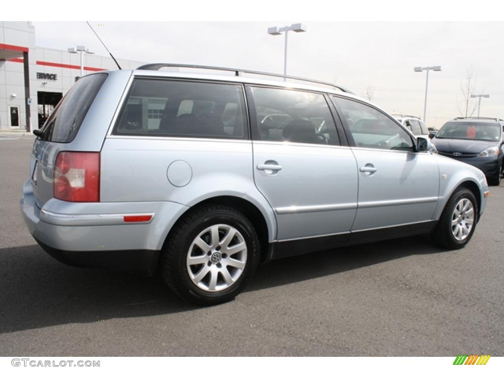 2003 Passat GLS Wagon - Reflex Silver Metallic / Black photo #2