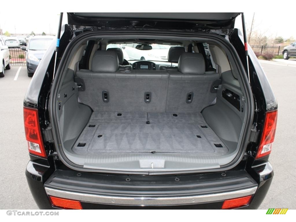 2006 Jeep Grand Cherokee SRT8 Trunk Photo #48249927