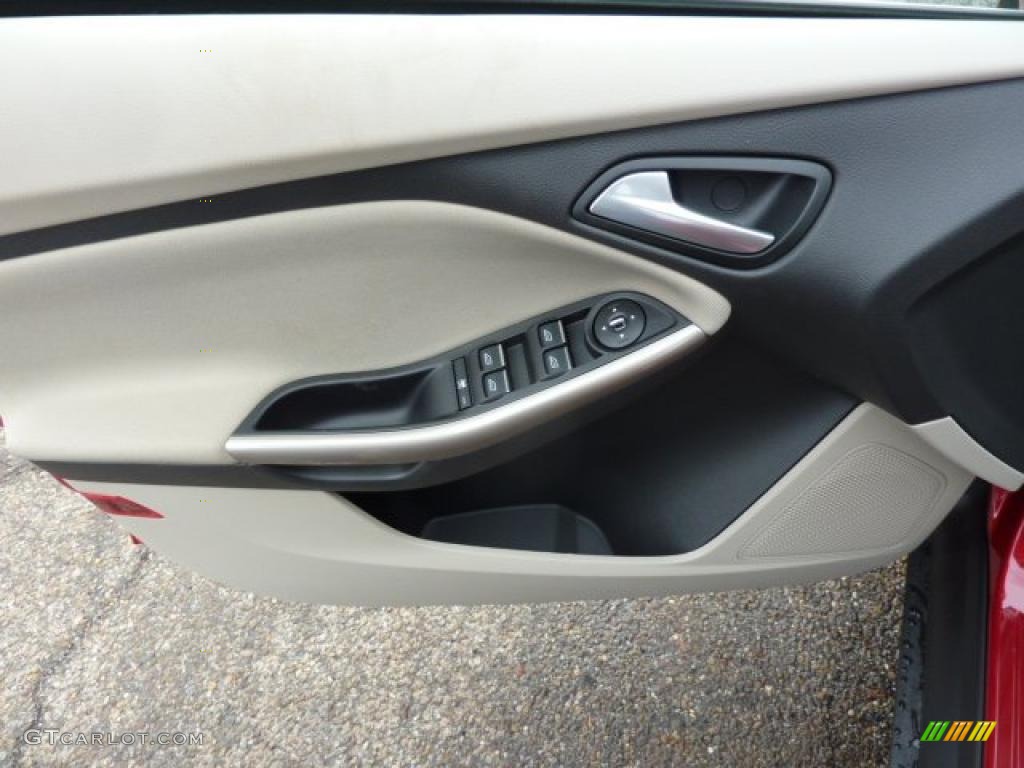 2012 Ford Focus SEL Sedan Stone Door Panel Photo #48253194