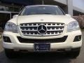 Arctic White - ML 350 4Matic Photo No. 3