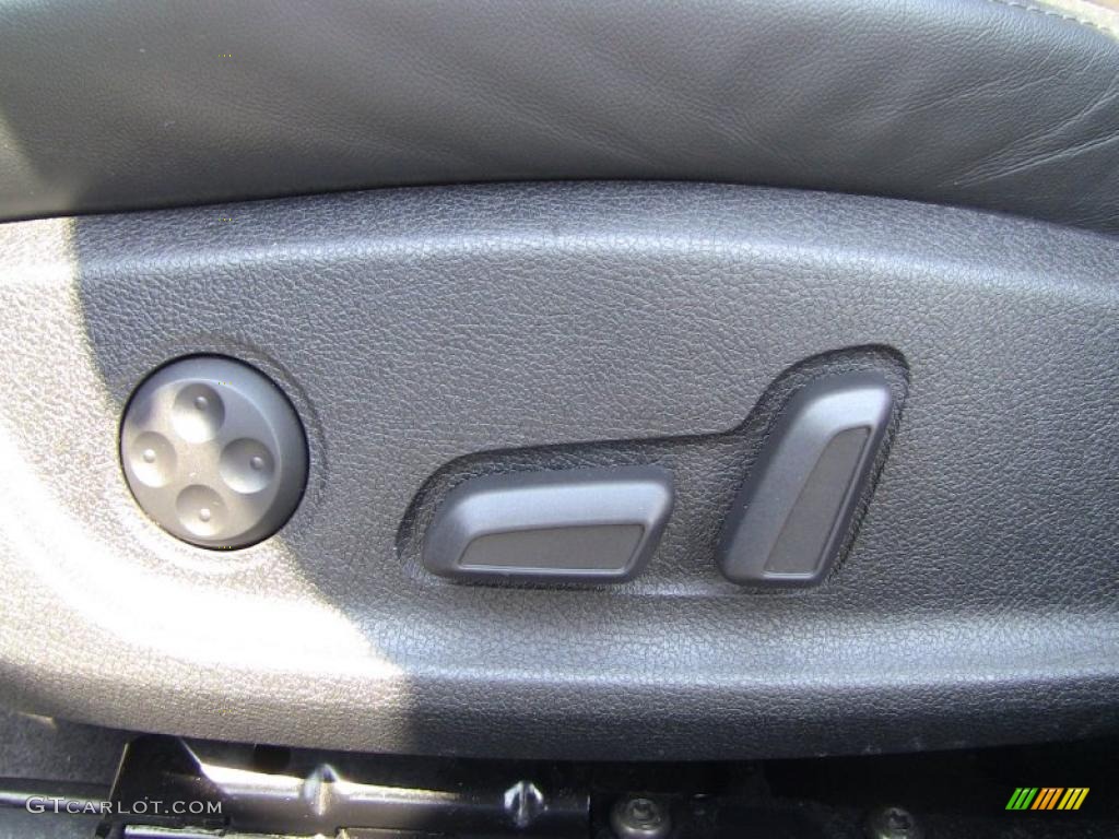 2010 Audi S4 3.0 quattro Sedan Controls Photo #48254892