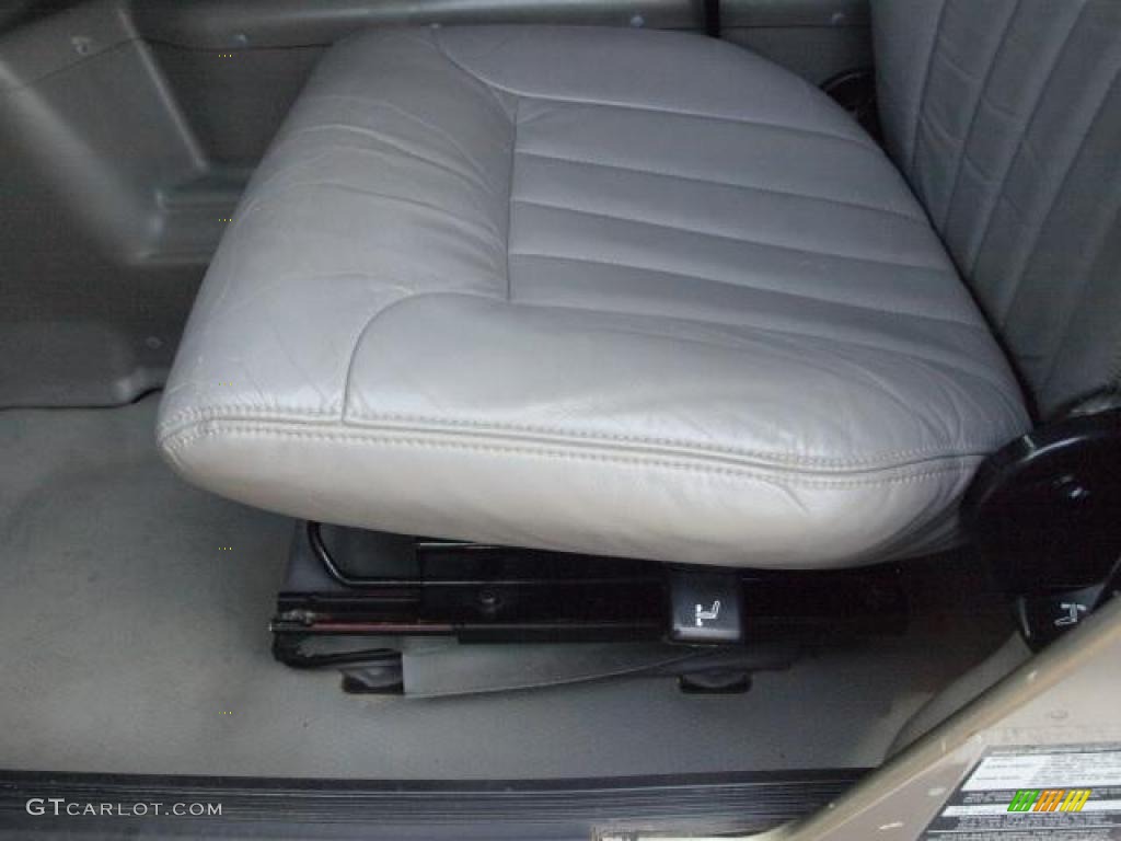 2001 H1 Wagon - Metallic Pewter / Cloud Gray photo #16