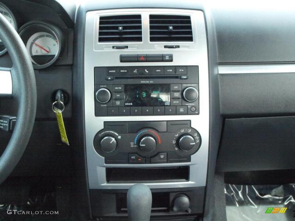 2010 Charger SXT - Brilliant Black Crystal Pearl / Dark Slate Gray photo #12