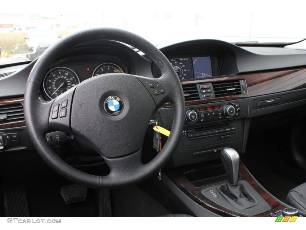 2010 3 Series 328i xDrive Sedan - Titanium Silver Metallic / Black photo #10