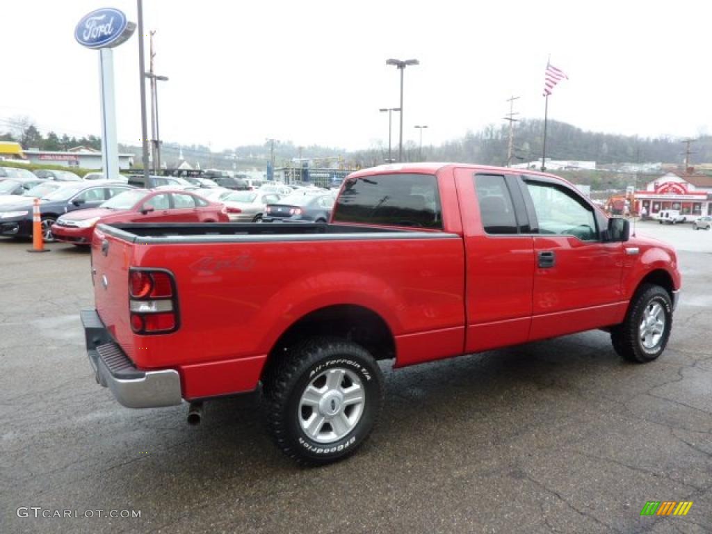 2004 F150 XLT SuperCab 4x4 - Bright Red / Black/Medium Flint photo #3