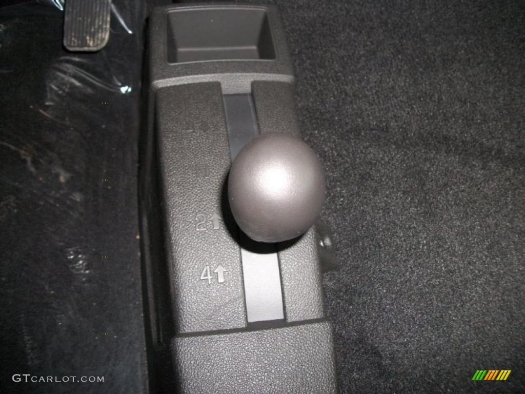 2011 Silverado 1500 LS Extended Cab 4x4 - Sheer Silver Metallic / Dark Titanium photo #26