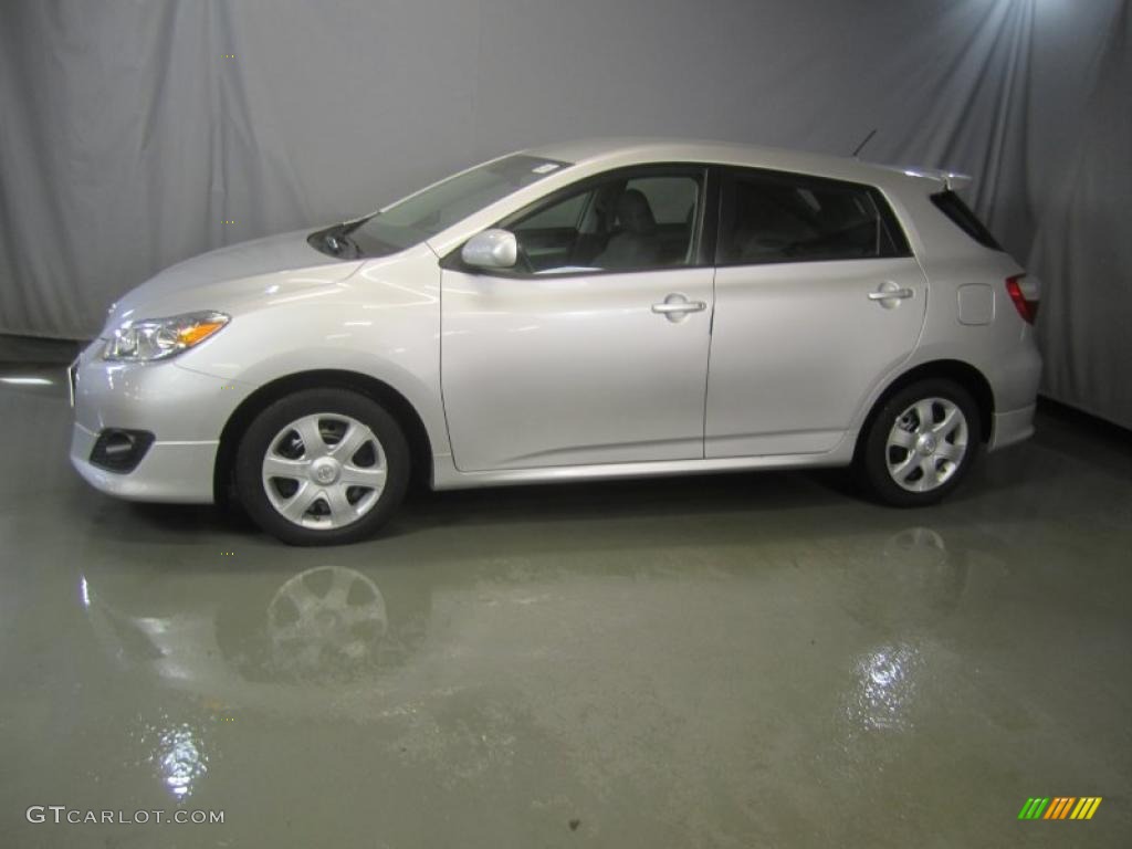 Classic Silver Metallic 2010 Toyota Matrix S Exterior Photo #48261000
