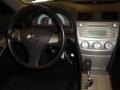 Super White - Camry SE Photo No. 17