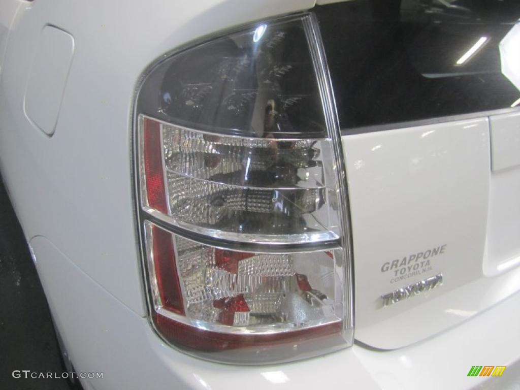 2005 Prius Hybrid - Super White / Gray/Burgundy photo #13