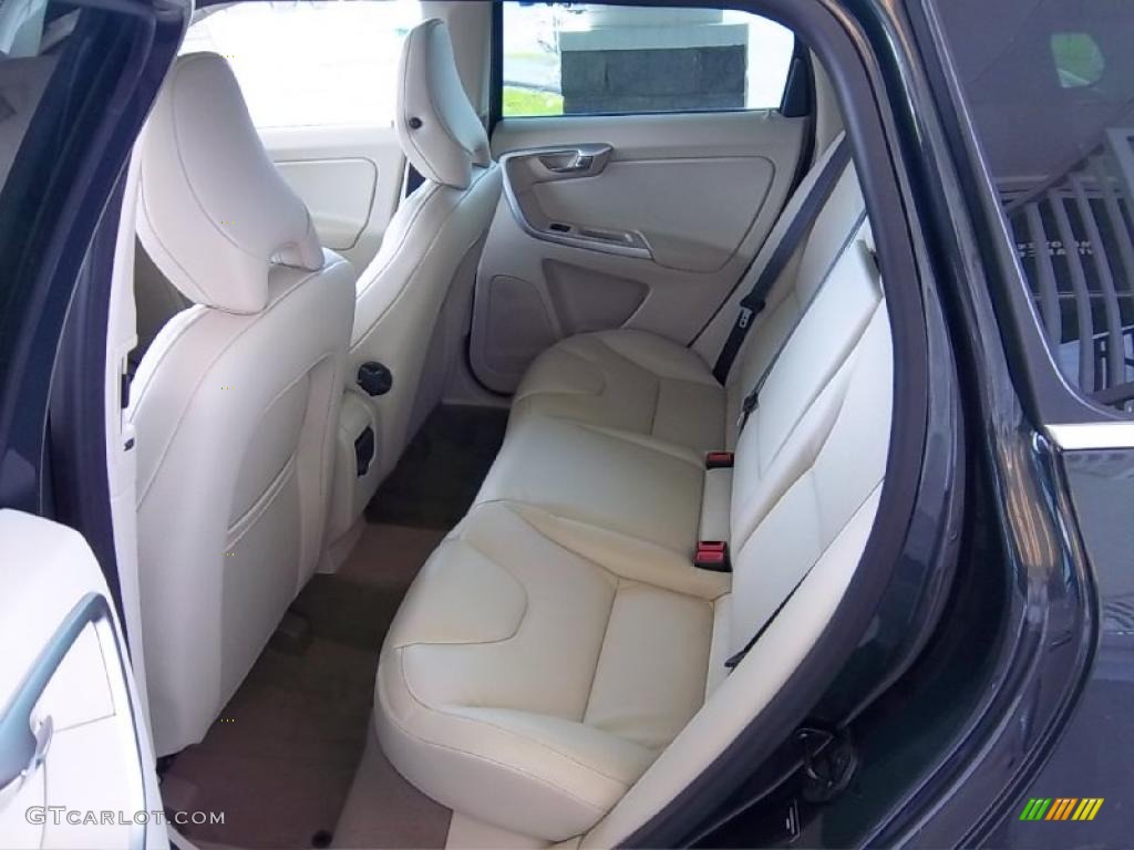 Sandstone Beige Interior 2011 Volvo XC60 3.2 AWD Photo #48262728