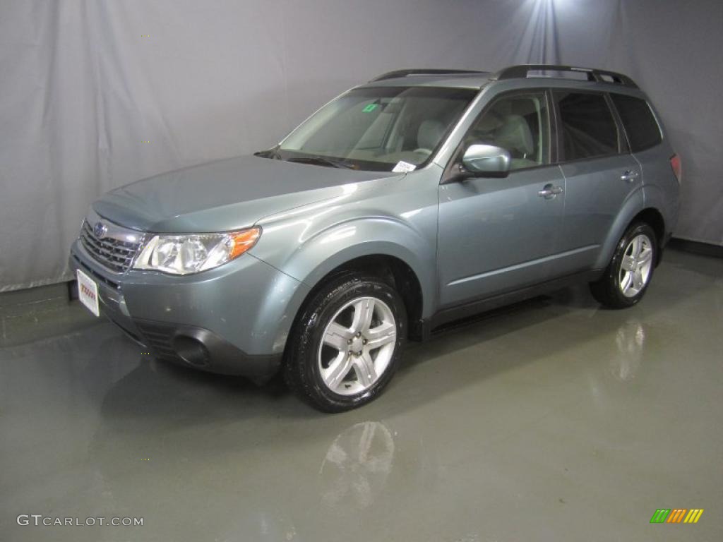 2009 Forester 2.5 X Premium - Sage Green Metallic / Platinum photo #1