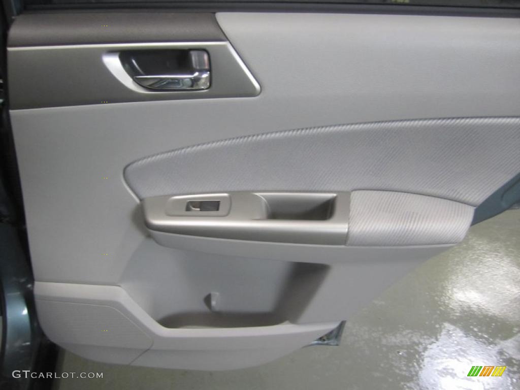 2009 Forester 2.5 X Premium - Sage Green Metallic / Platinum photo #20