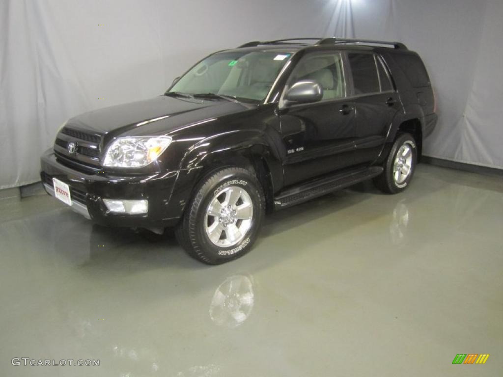 2004 4Runner SR5 4x4 - Black / Stone photo #1