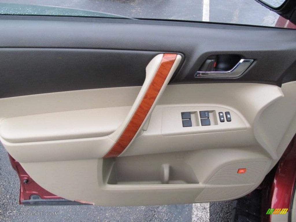 2010 Toyota Highlander Limited 4WD Door Panel Photos