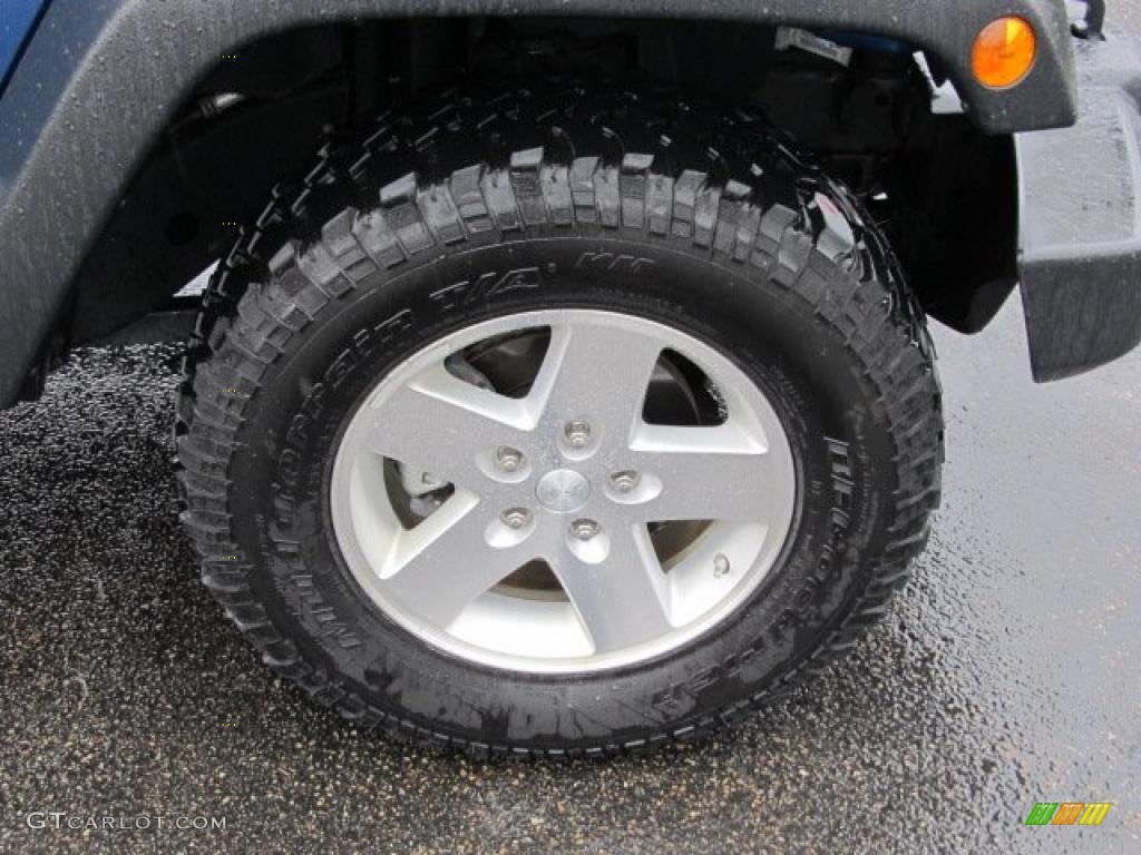 2010 Jeep Wrangler Unlimited Rubicon 4x4 Wheel Photo #48266022