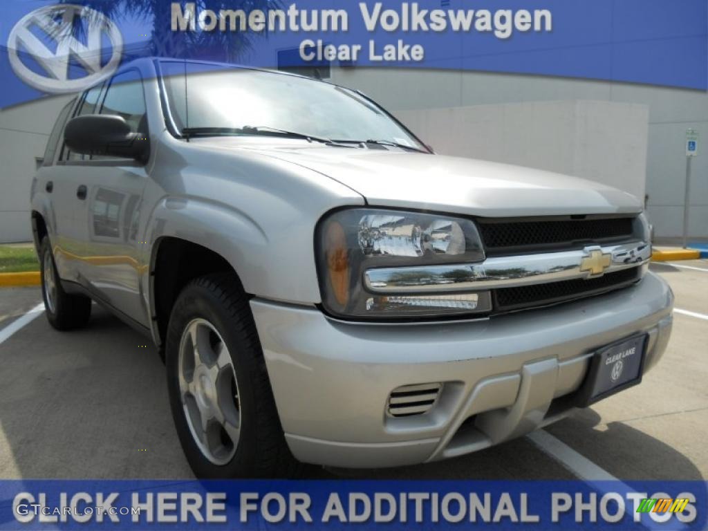 Silverstone Metallic Chevrolet TrailBlazer