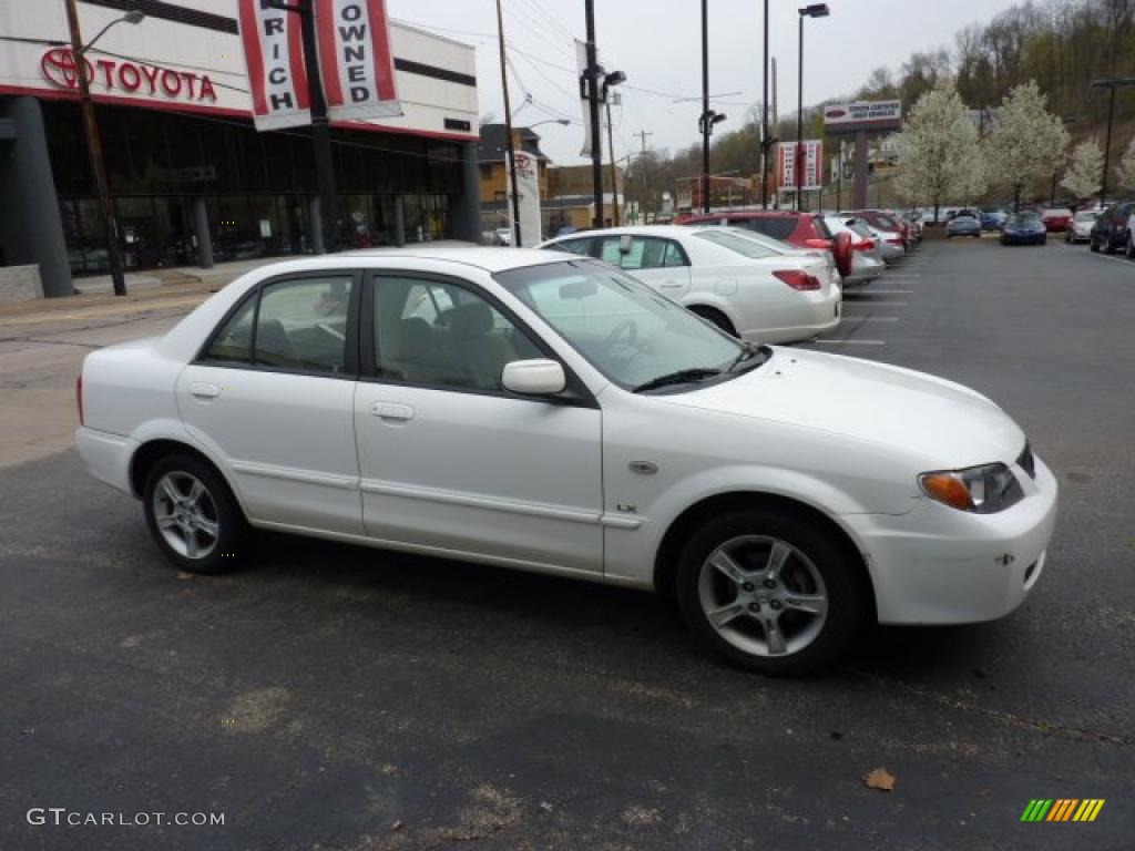 2003 Protege LX - Pure White / Beige photo #5