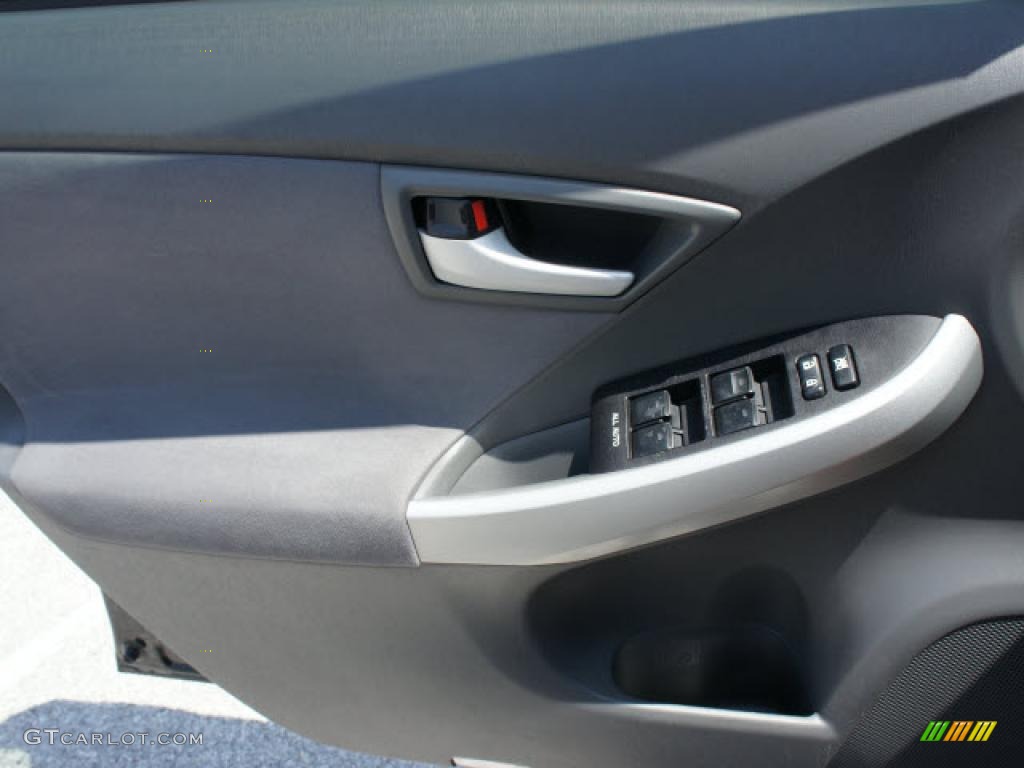 2010 Prius Hybrid IV - Black / Dark Gray photo #14