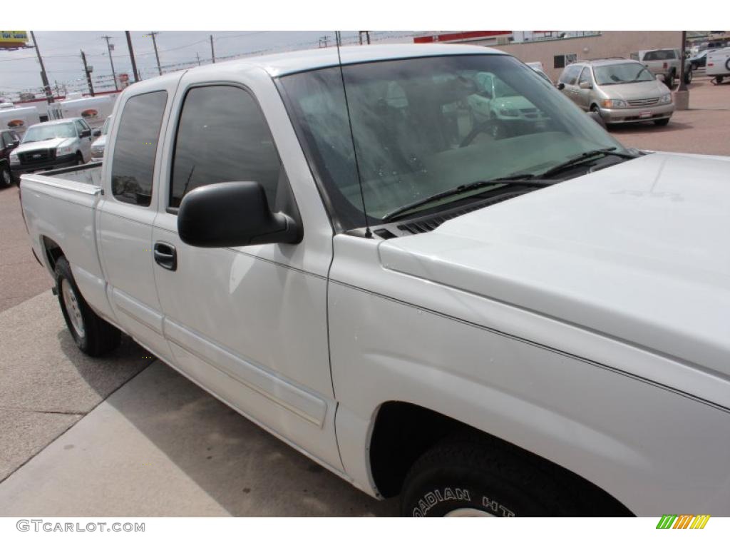 2003 Silverado 1500 LS Extended Cab - Summit White / Tan photo #17