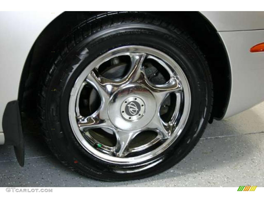 2003 Oldsmobile Aurora 4.0 Wheel Photo #48272245