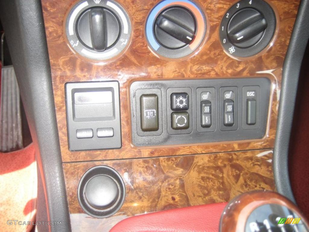 2000 BMW Z3 2.8 Coupe Controls Photos