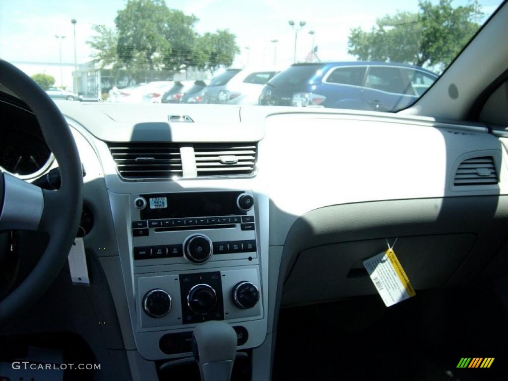 2011 Malibu LS - Taupe Gray Metallic / Titanium photo #11