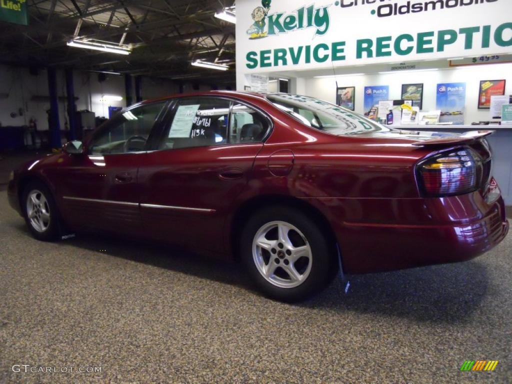 2002 Bonneville SE - Maple Red Metallic / Taupe photo #4