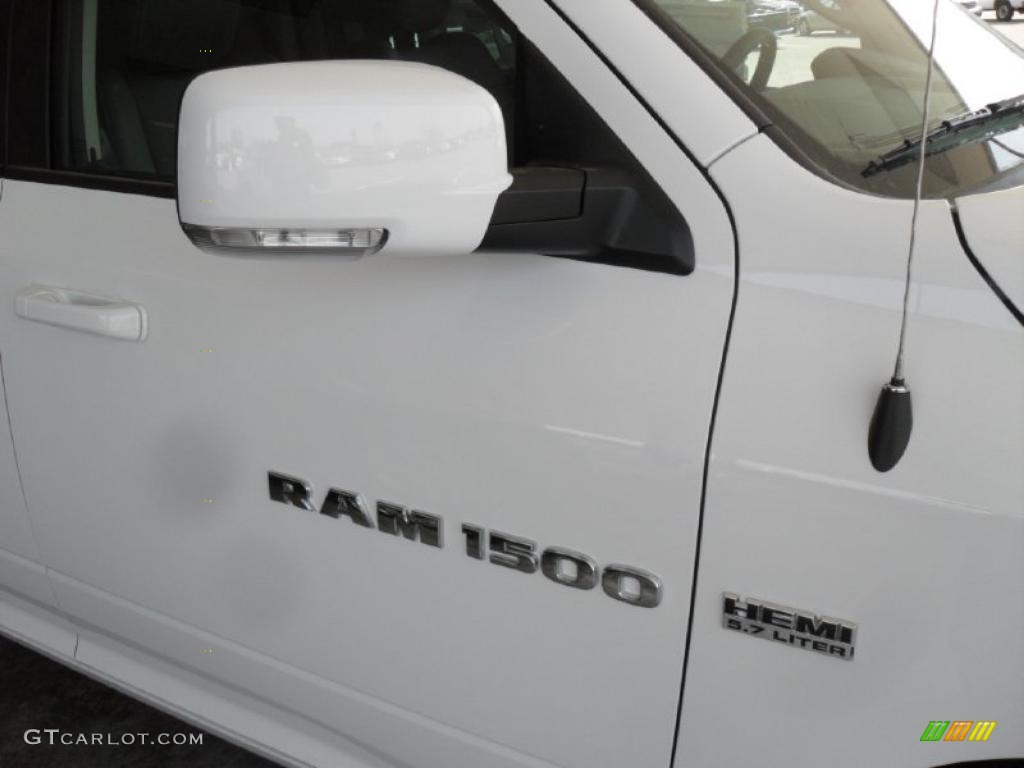 2011 Ram 1500 Sport Crew Cab 4x4 - Bright White / Dark Slate Gray photo #23