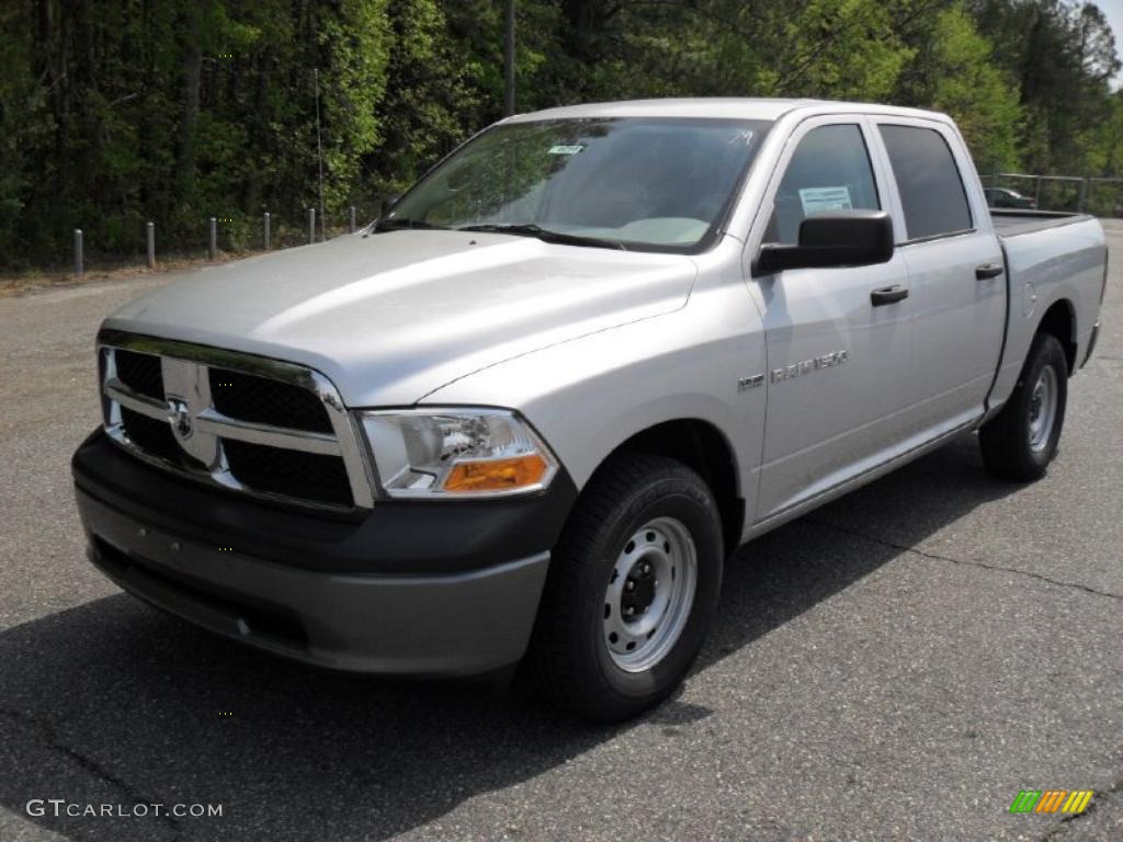 Bright Silver Metallic Dodge Ram 1500