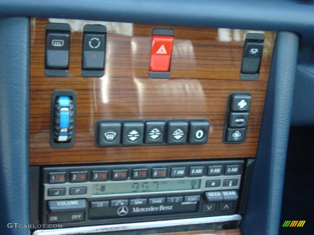 1991 Mercedes-Benz S Class 420 SEL Controls Photo #48275530