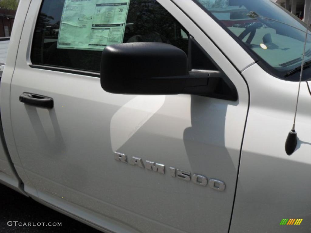 2011 Ram 1500 ST Regular Cab - Bright White / Dark Slate Gray/Medium Graystone photo #18