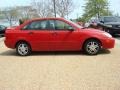 Infra-Red 2000 Ford Focus SE Sedan Exterior