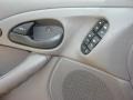 Infra-Red - Focus SE Sedan Photo No. 11