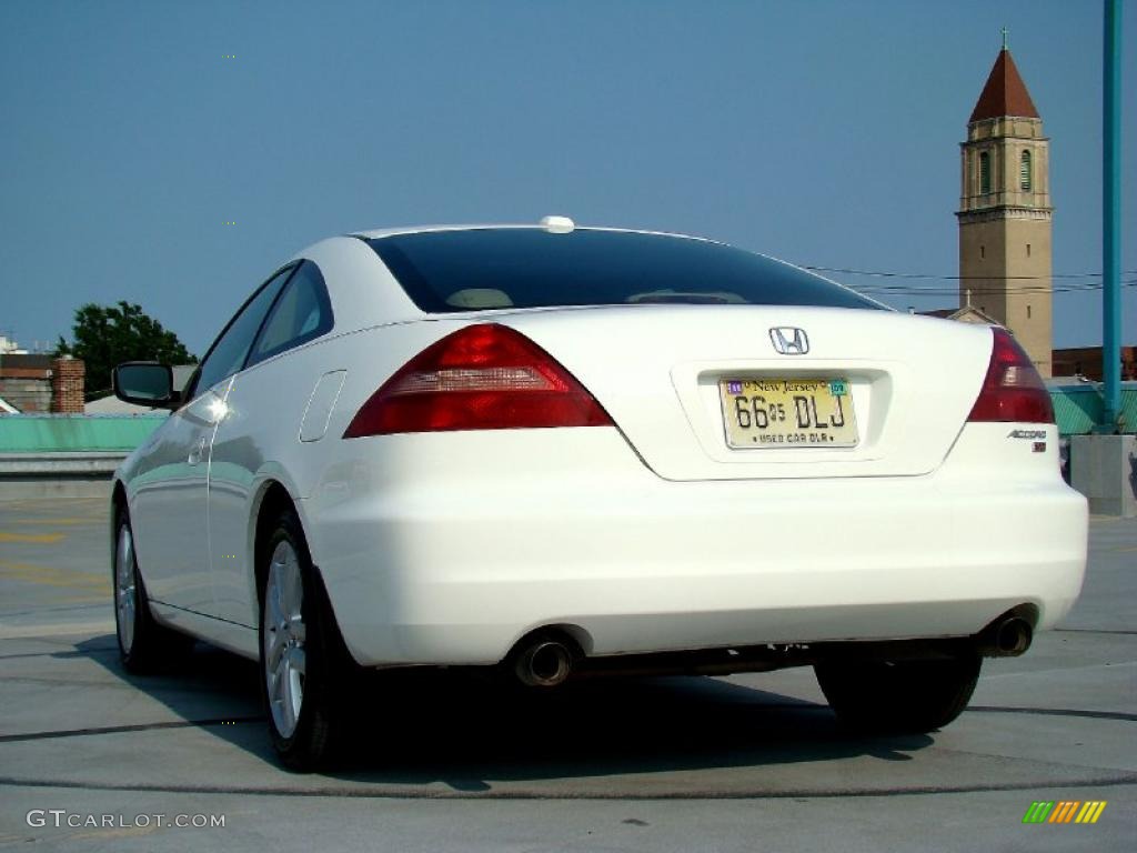 2005 Accord EX V6 Coupe - Taffeta White / Ivory photo #16