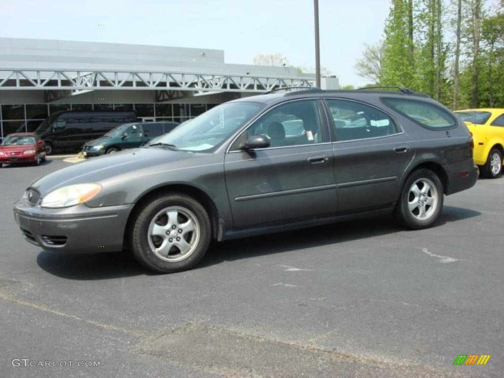 2004 Taurus SE Wagon - Dark Shadow Grey Metallic / Medium Graphite photo #2