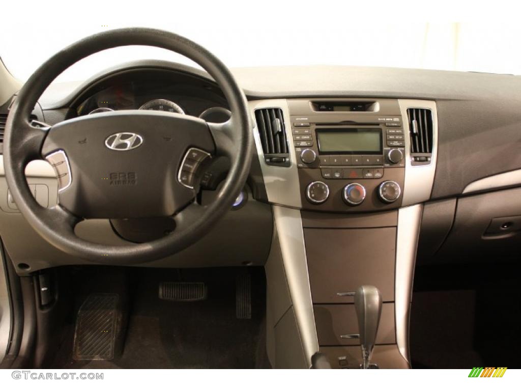 2010 Sonata GLS - Willow Gray / Gray photo #7