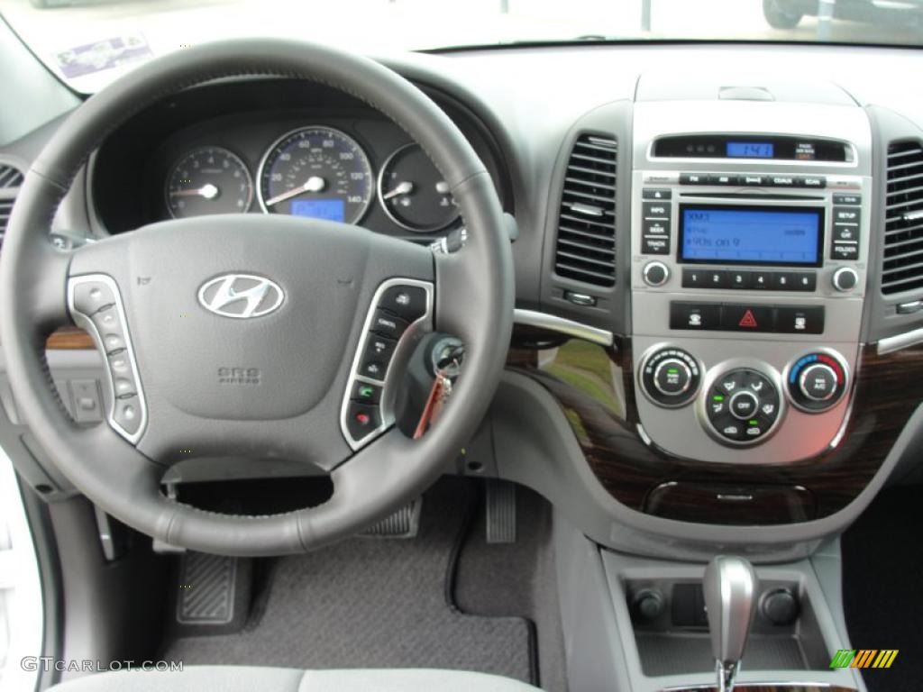 2011 Hyundai Santa Fe SE Gray Dashboard Photo #48277057