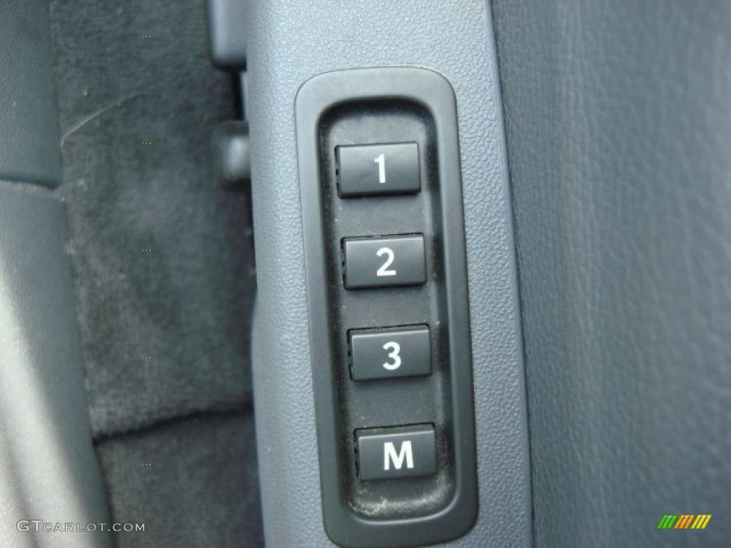 2006 Saab 9-3 Aero Sport Sedan Controls Photo #48277447