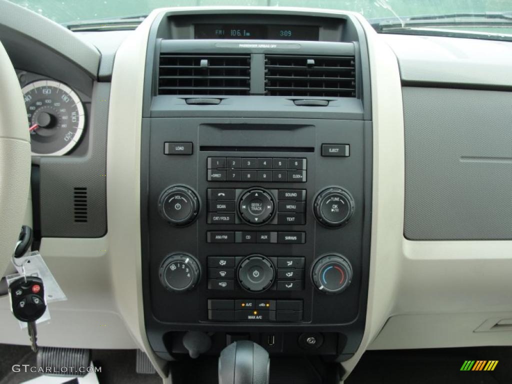 2011 Ford Escape XLS Controls Photo #48278197