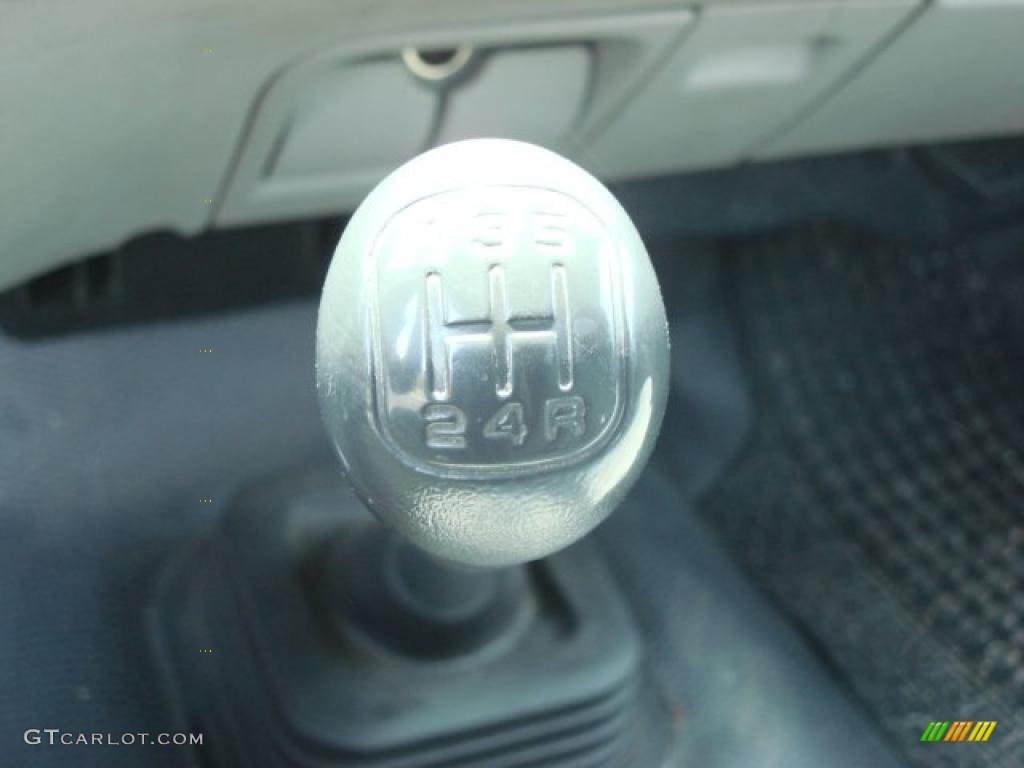 1997 Chevrolet C/K C1500 Regular Cab 5 Speed Manual Transmission Photo #48278722