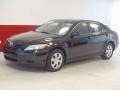 Black - Camry LE Photo No. 7