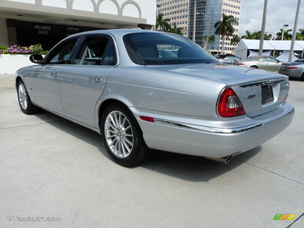 Liquid Silver Metallic 2007 Jaguar XJ XJ8 Exterior Photo #48279196
