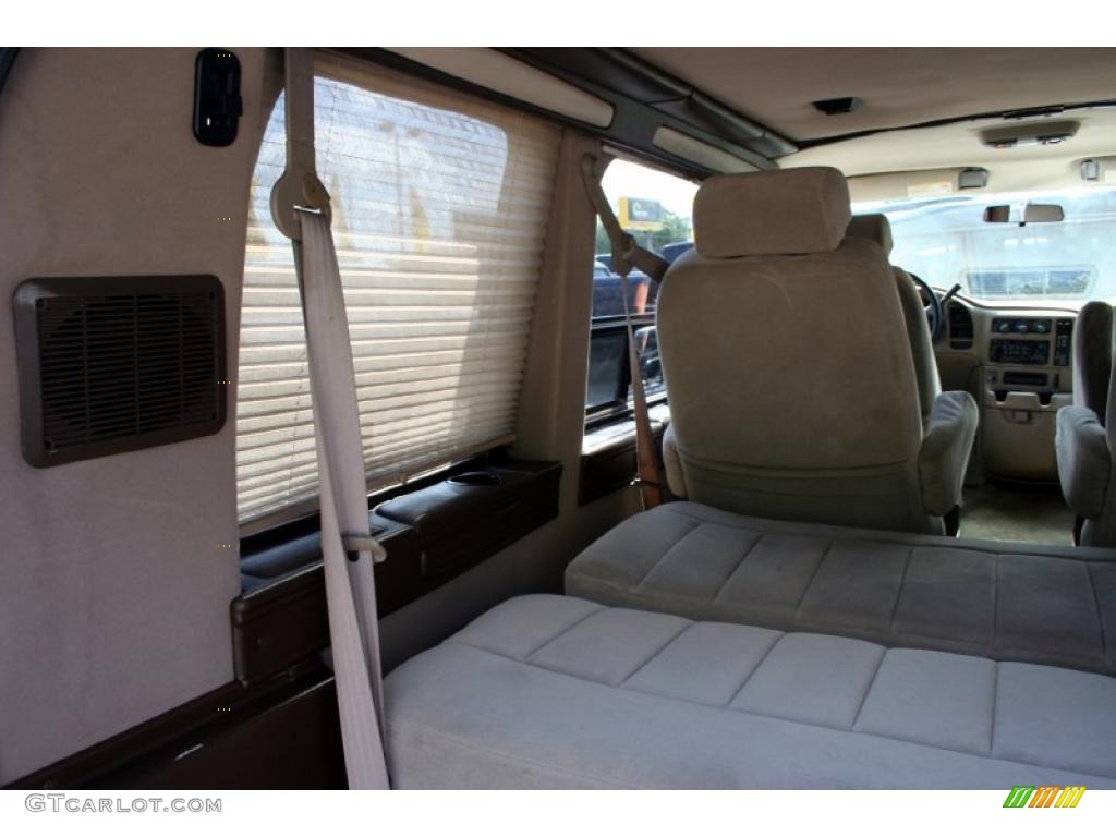 2002 Safari SLE Passenger Conversion - Cadet Blue Metallic / Neutral photo #50