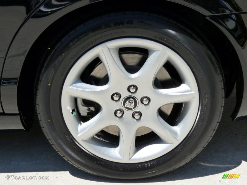 2007 Jaguar S-Type 4.2 Wheel Photos