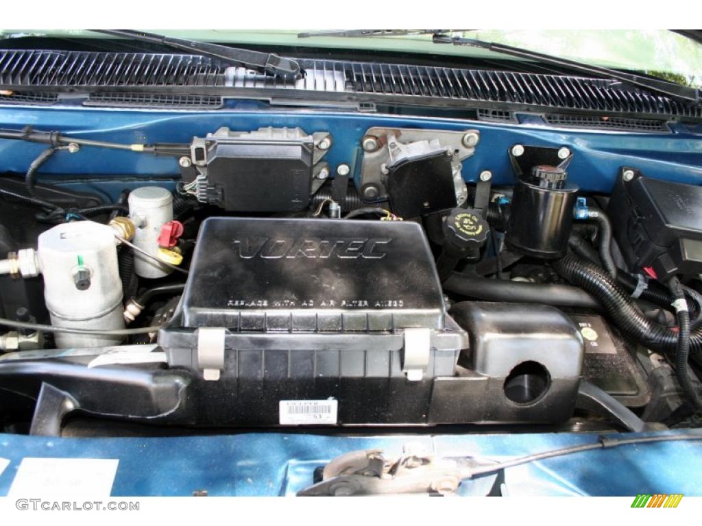 2002 GMC Safari SLE Passenger Conversion 4.3 Liter OHV 12-Valve V6 Engine Photo #48279937