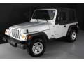 Front 3/4 View of 2005 Wrangler SE 4x4