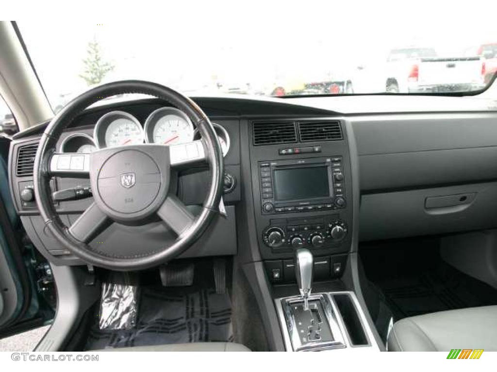 2005 Dodge Magnum R/T AWD Dark Slate Gray/Medium Slate Gray Dashboard Photo #48281773
