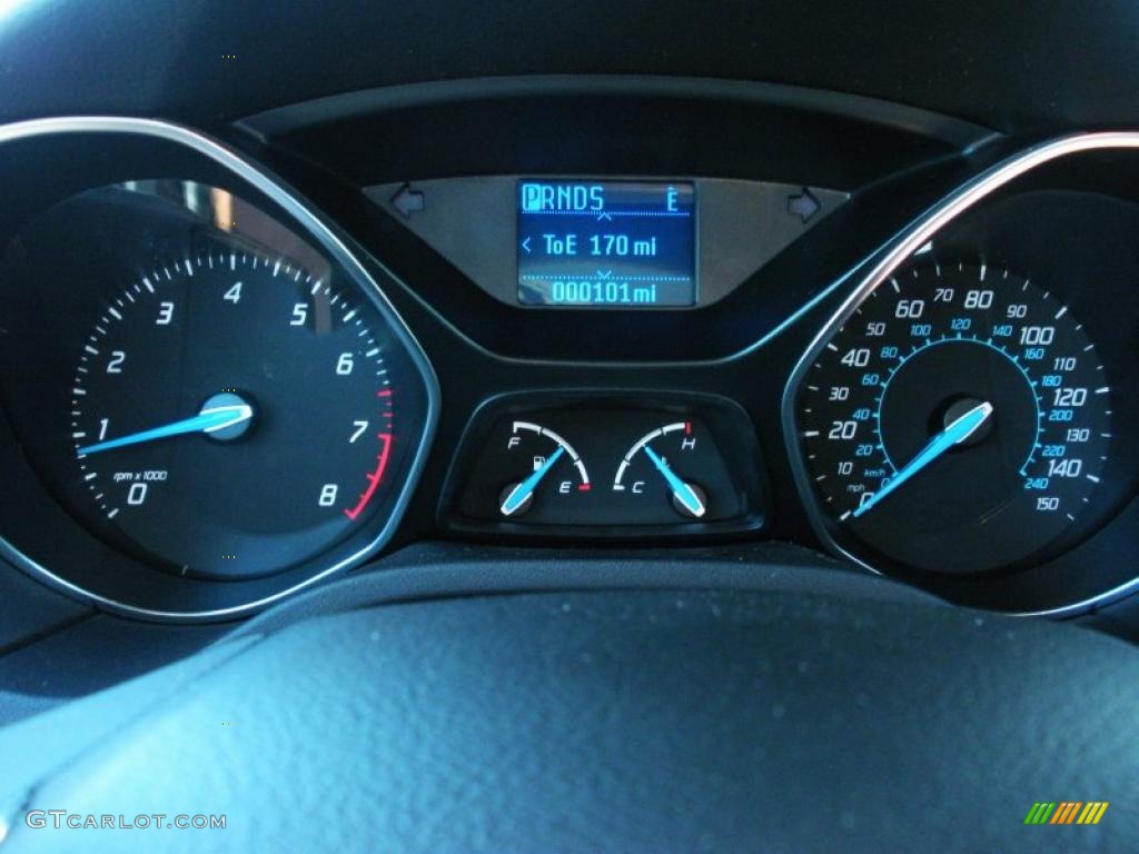 2012 Focus SE Sport Sedan - Blue Candy Metallic / Two-Tone Sport photo #8