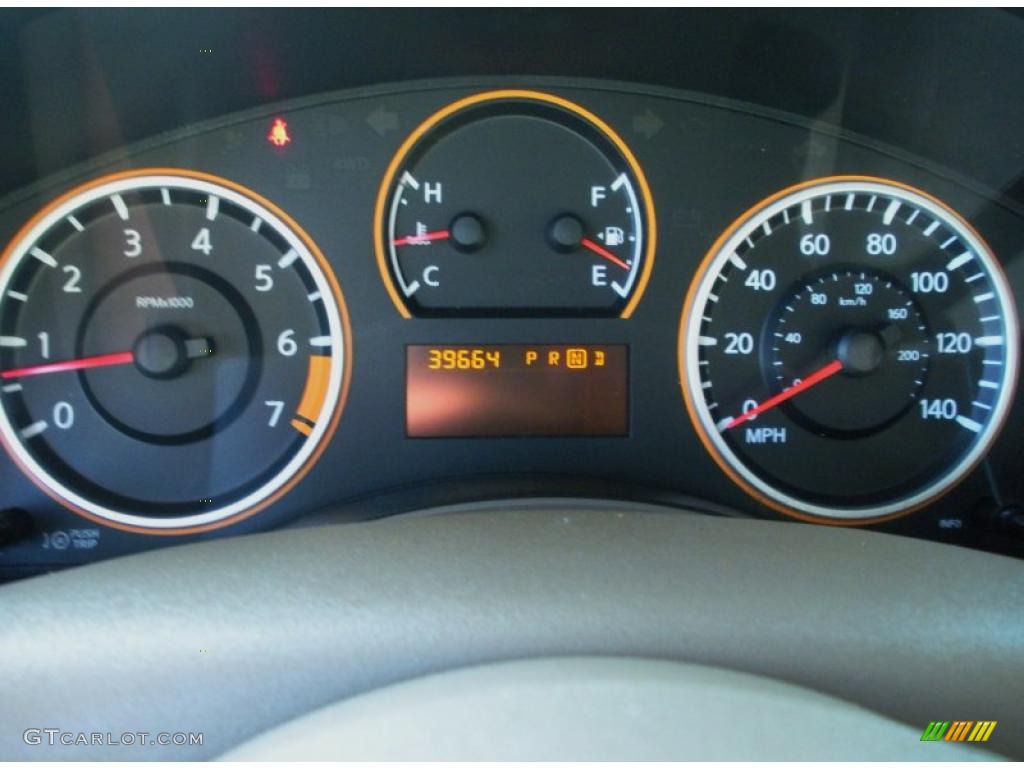 2009 Nissan Titan XE Crew Cab Gauges Photos